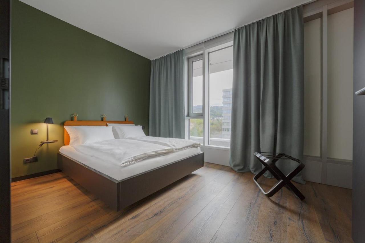 Black F House - Serviced Apartments ไฟรบวร์กอิมไบรส์เกา ภายนอก รูปภาพ