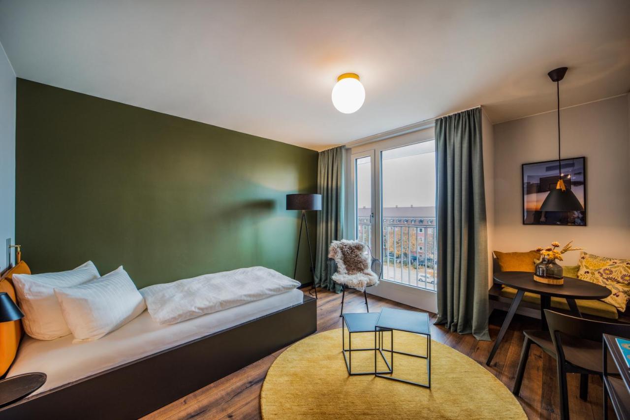 Black F House - Serviced Apartments ไฟรบวร์กอิมไบรส์เกา ภายนอก รูปภาพ
