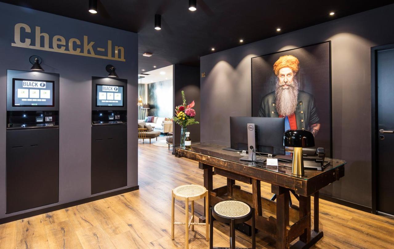 Black F House - Serviced Apartments ไฟรบวร์กอิมไบรส์เกา ภายนอก รูปภาพ