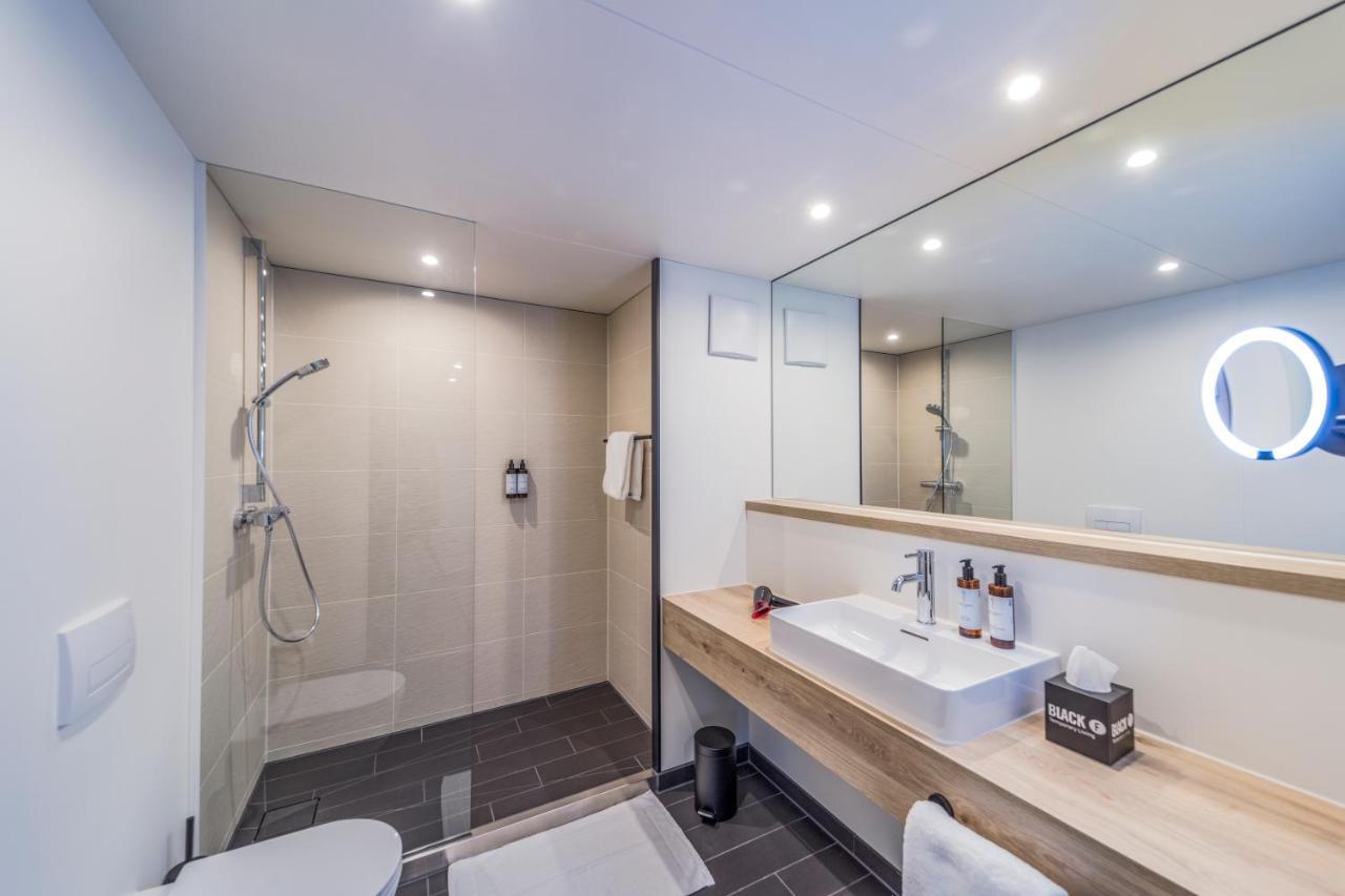 Black F House - Serviced Apartments ไฟรบวร์กอิมไบรส์เกา ภายนอก รูปภาพ