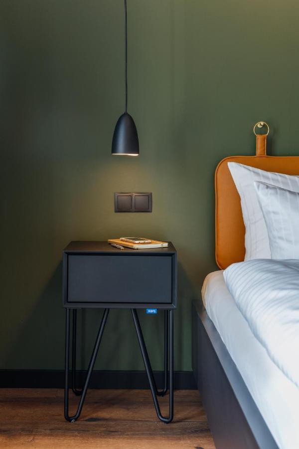 Black F House - Serviced Apartments ไฟรบวร์กอิมไบรส์เกา ภายนอก รูปภาพ