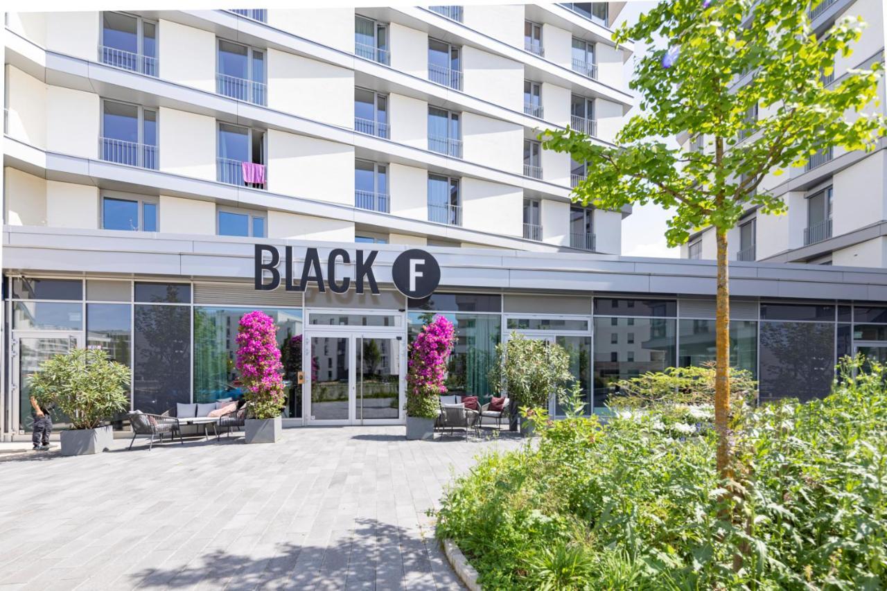 Black F House - Serviced Apartments ไฟรบวร์กอิมไบรส์เกา ภายนอก รูปภาพ