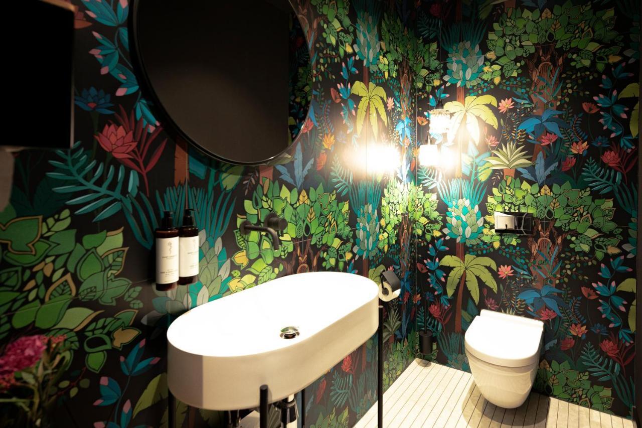 Black F House - Serviced Apartments ไฟรบวร์กอิมไบรส์เกา ภายนอก รูปภาพ
