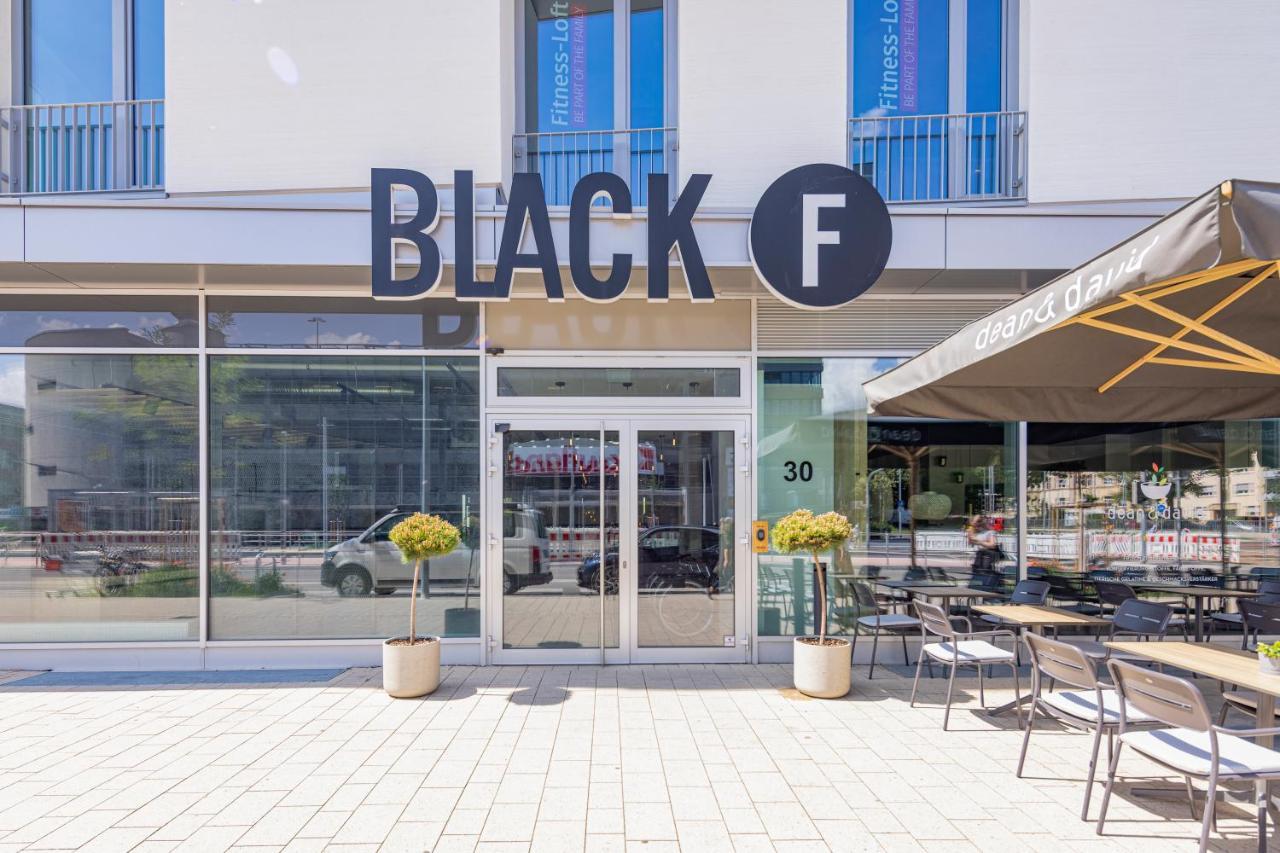 Black F House - Serviced Apartments ไฟรบวร์กอิมไบรส์เกา ภายนอก รูปภาพ