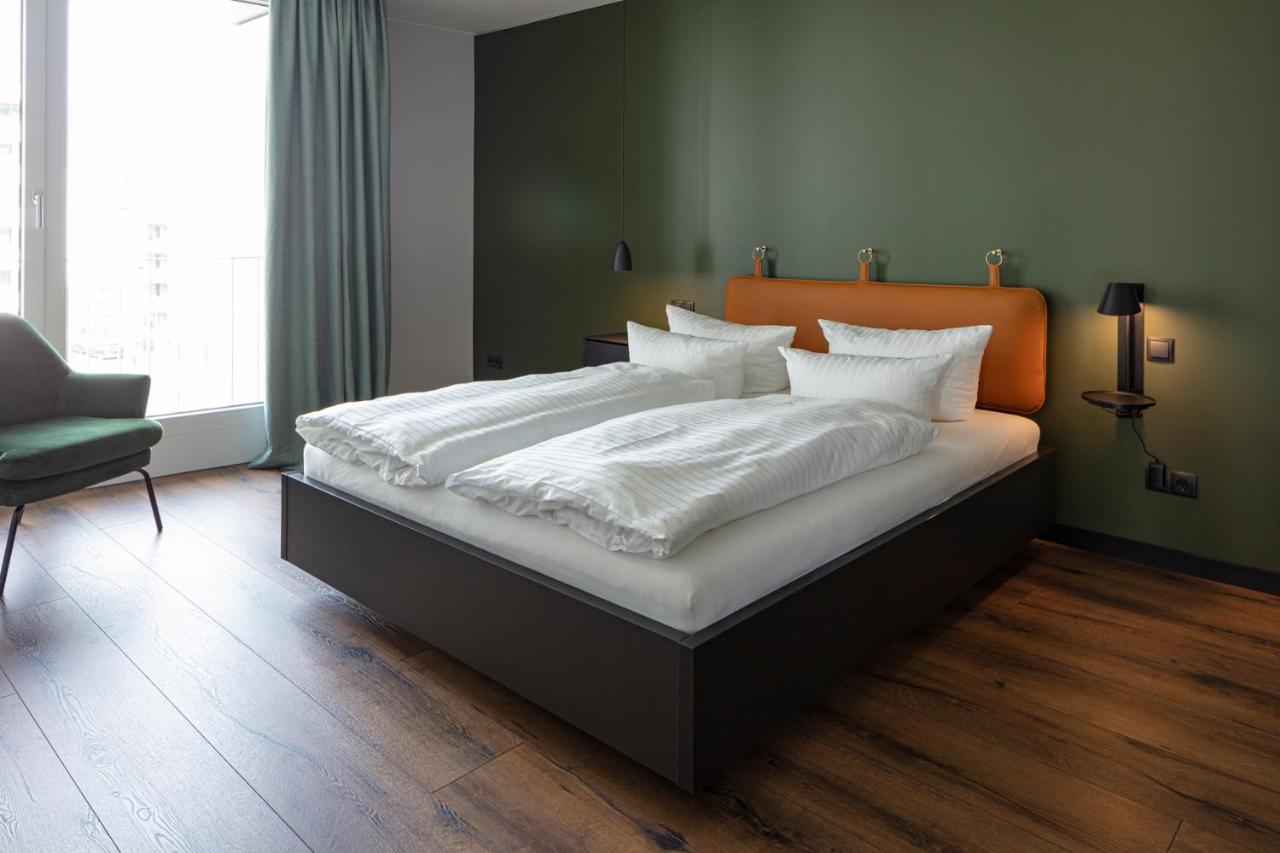 Black F House - Serviced Apartments ไฟรบวร์กอิมไบรส์เกา ภายนอก รูปภาพ